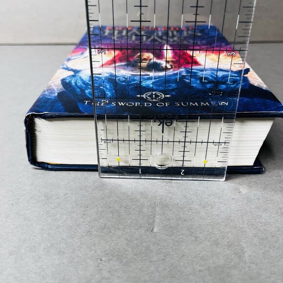 Rick Riordan Magnus Chase & the Gods of Asgard, Book 1: Sword of Summer 2015 HC - Picture 9 of 11